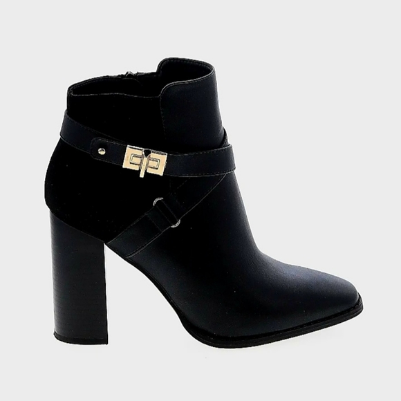 JustFab Black Ankle Boots size 10 - Picture 1 of 3